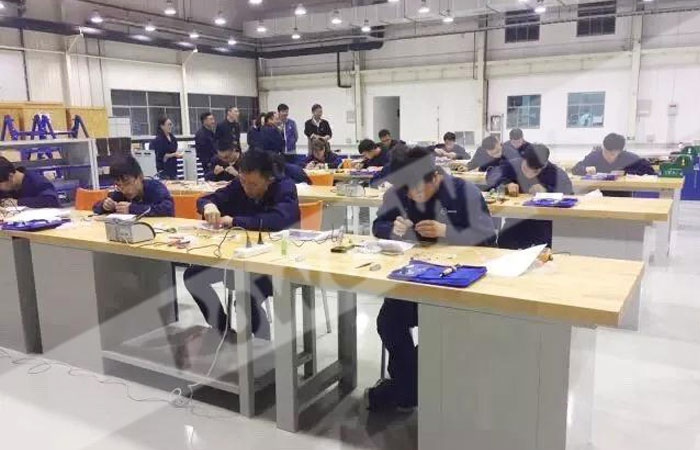 櫸木工作臺
